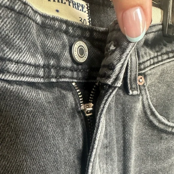 We The Free Zena Black Jeans - Size 30- NWT - Picture 6 of 13